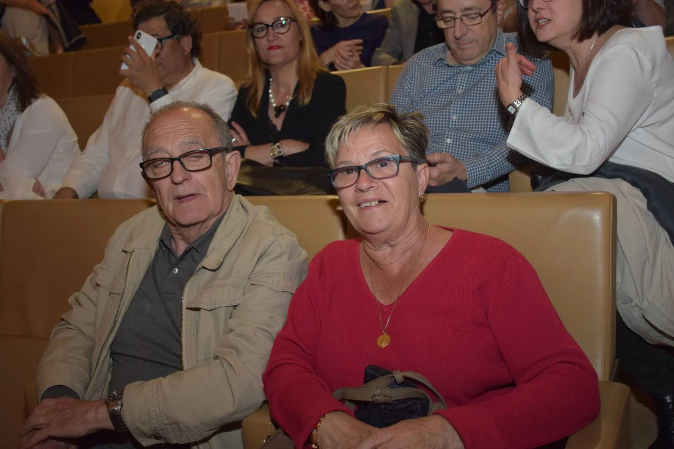 Fotos: Serrat encandila al público de Logroño