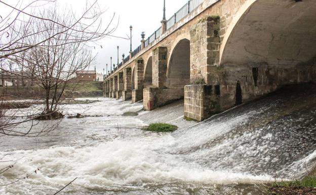 Río Oja a su paso por Santo Domingo. 