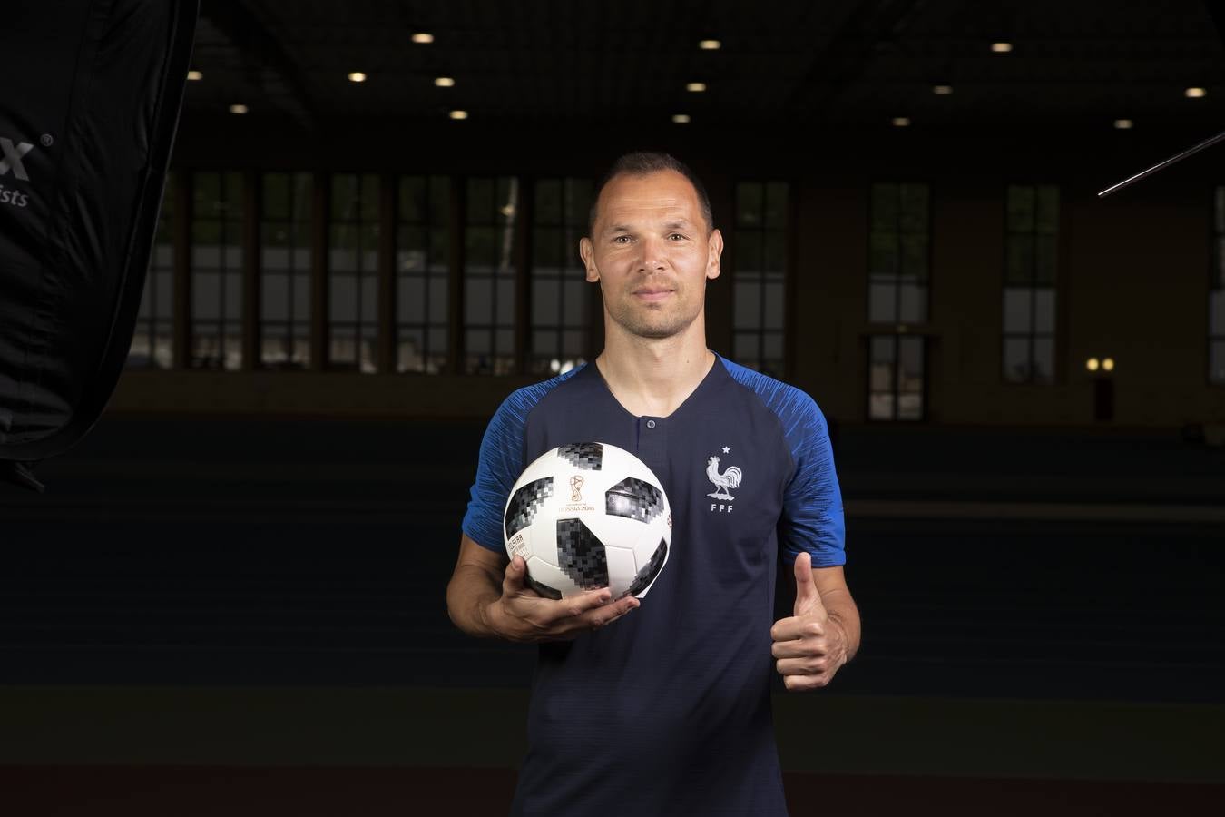 El defensa Sergey Ignashevich, con la camiseta de Francia.