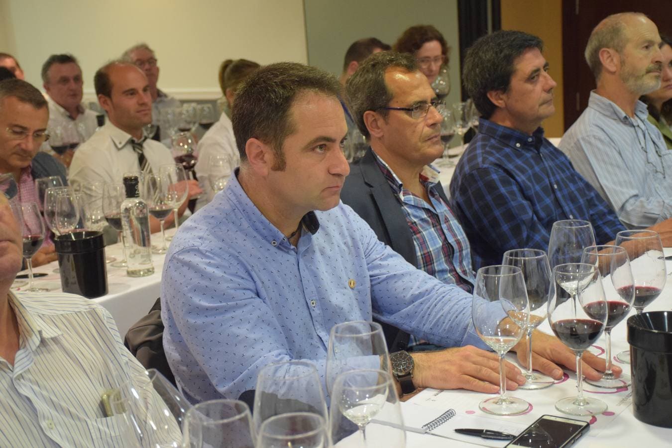 Etienne Cordonnier, bodeguero y Jesús Madrazo, enólogo, presntaron el proyecto Viña Leizaola en el Club de Catas de lomejordelvinoderioja.com