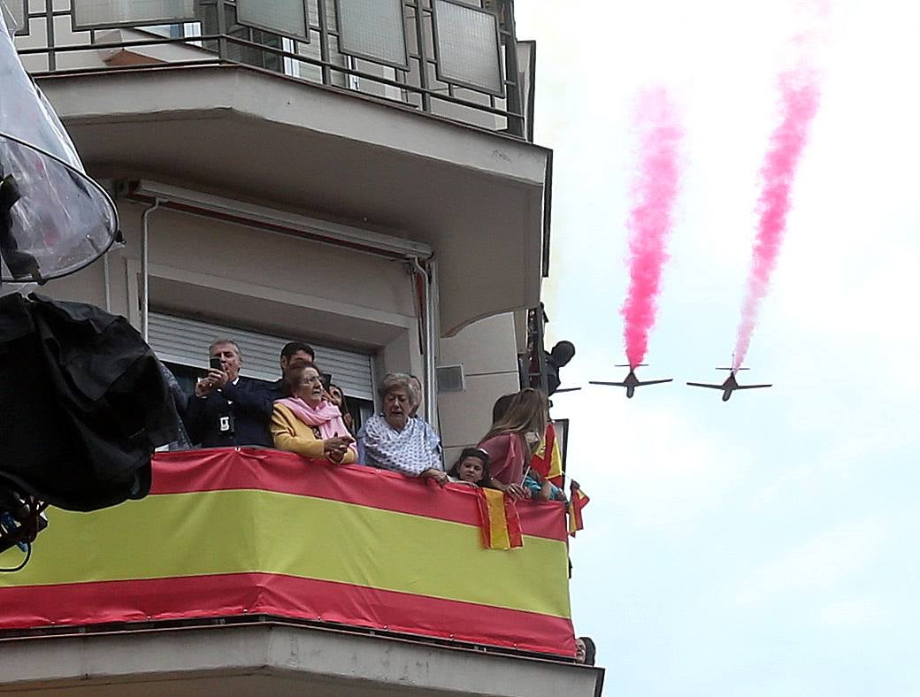 Los Reyes de España presidieron en Logroño el Desfile del Día de las Fuezas Armadas, en el que participaron hasta 2.678 militares.