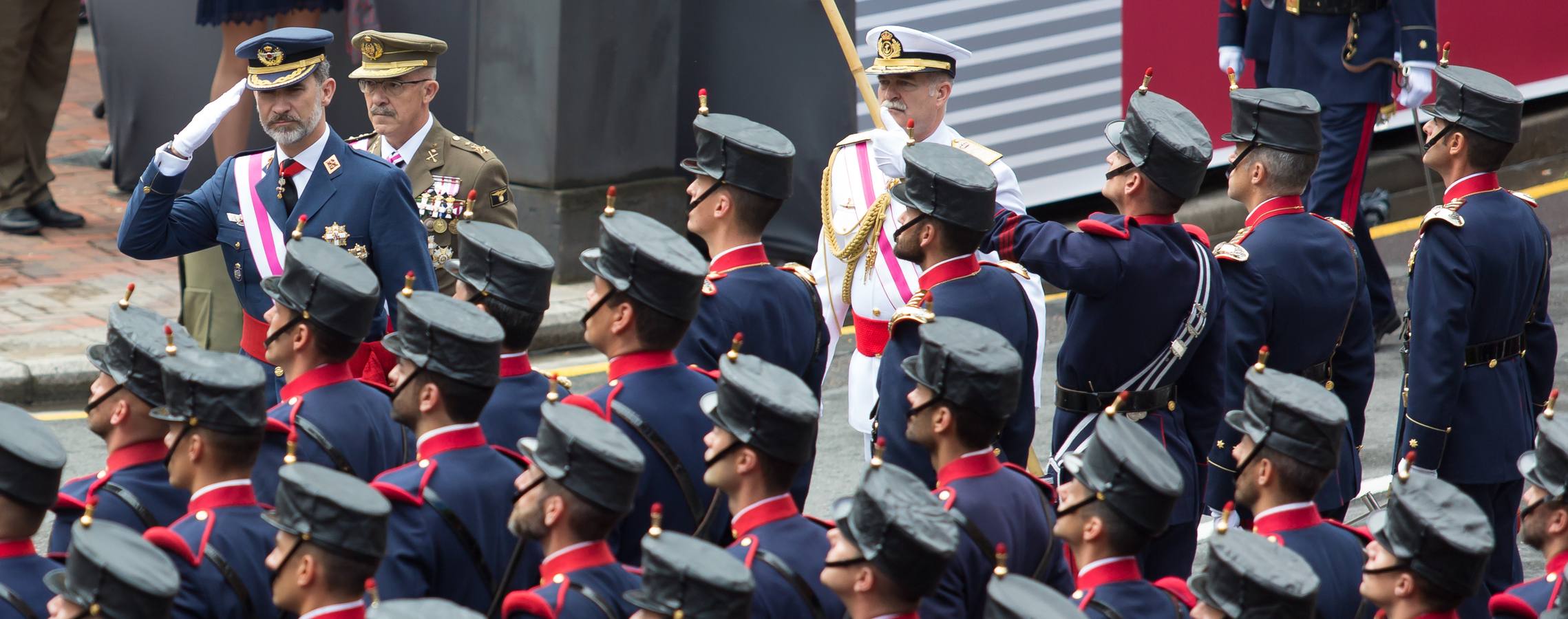 Emocionante Desfile del Día de las Fuerzas Armadas, que concgregó en Logroño a miles de personas.