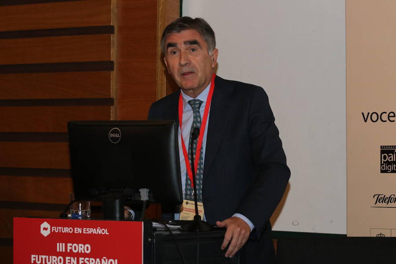 Intensa jornada de reflexión y debate en Chile en torno a las III Jornadas sobre Futuro en Español que se desarrollan en el Auditorio de la Biblioteca de la Universidad de los Andes.