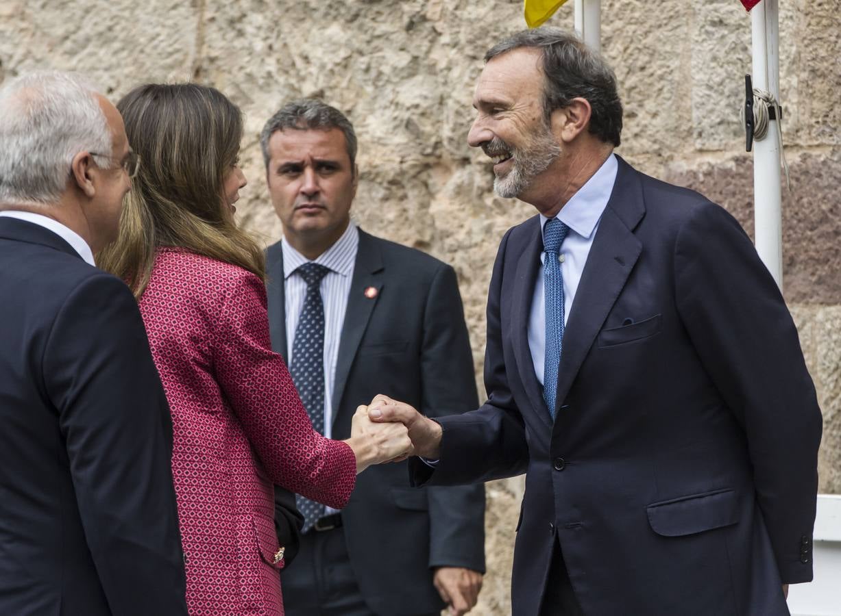 La Reina Letizia inauguró ayer en San Millán el seminario sobre el lenguaje en la era de la posverdad.