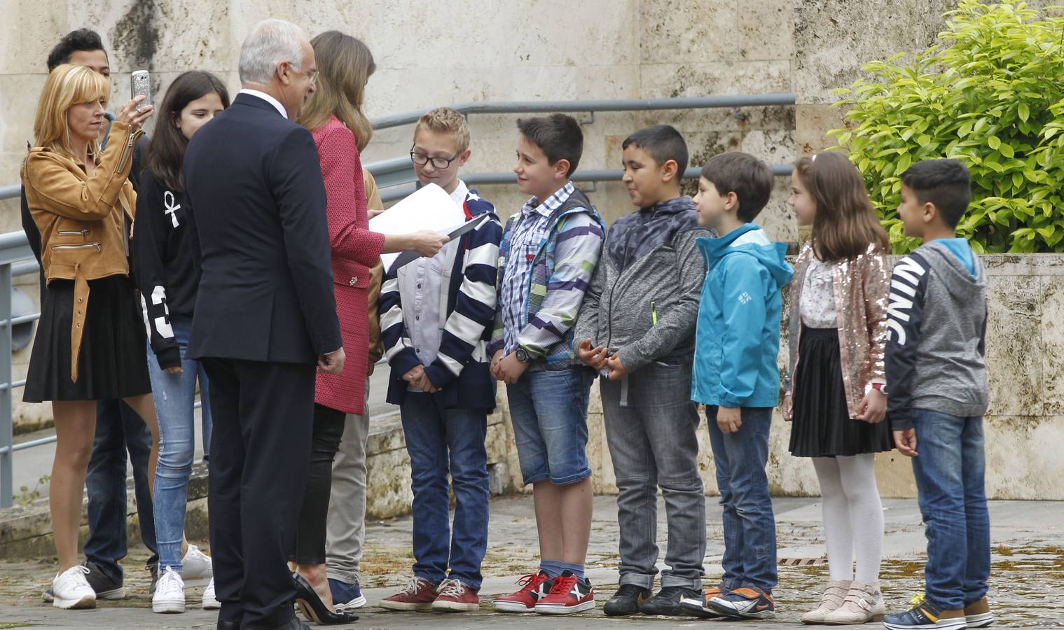 La Reina Letizia inauguró ayer en San Millán el seminario sobre el lenguaje en la era de la posverdad.