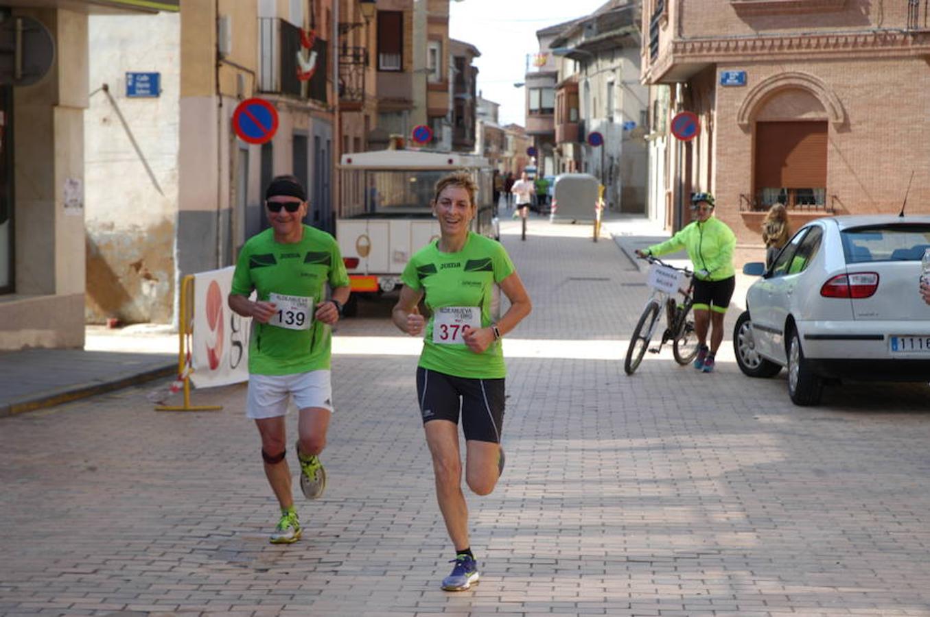 Marcha solidaria y carrera Runners & Wine del sábado por la mañana en Aldeanueva de Ebro.