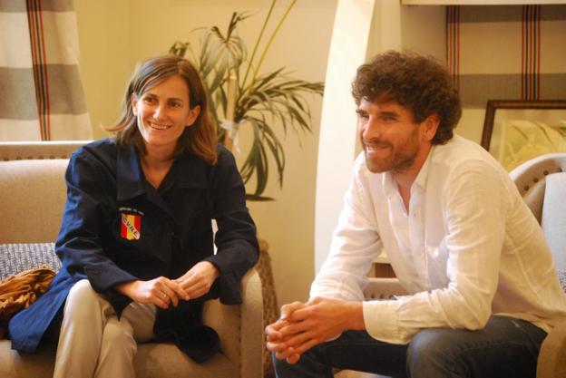 María Urrutia y Jota, durante la entrevista mantenida en la sede de la bodega, en el barrio de la Estación de Haro. :: cvne