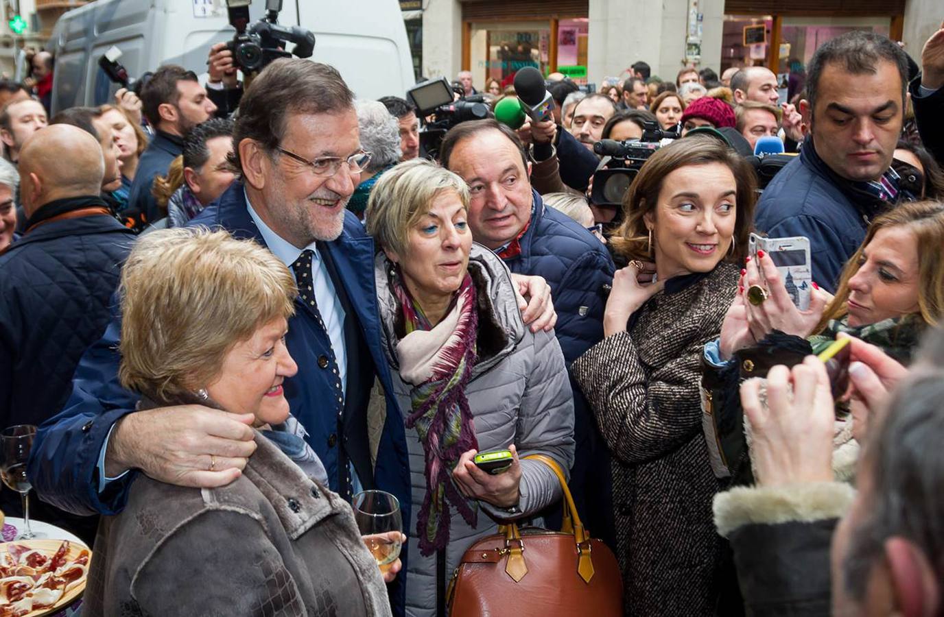 Mariano Rajoy ha visitado La Rioja en numerosas ocasiones y ha dejado muchas imágenes de su presencia en tierras riojanas.