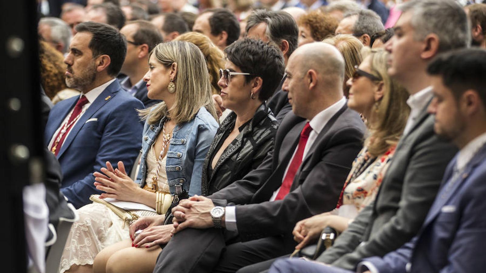 Selección de imágenes del público asistente esta mañana a los actos del Día de La Rioja que han tenido lugar en San Millán.