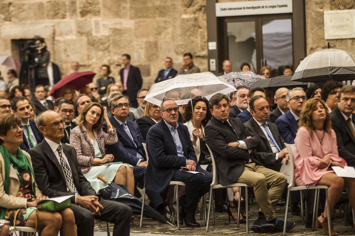 Selección de imágenes del público asistente esta mañana a los actos del Día de La Rioja que han tenido lugar en San Millán.