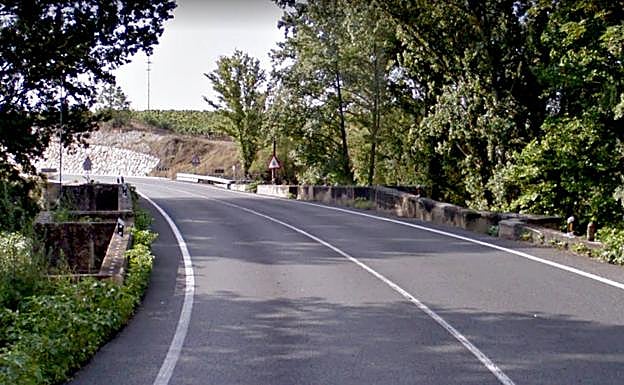 Puente sobre el Najerilla en la travesía de Torremontalbo. 
