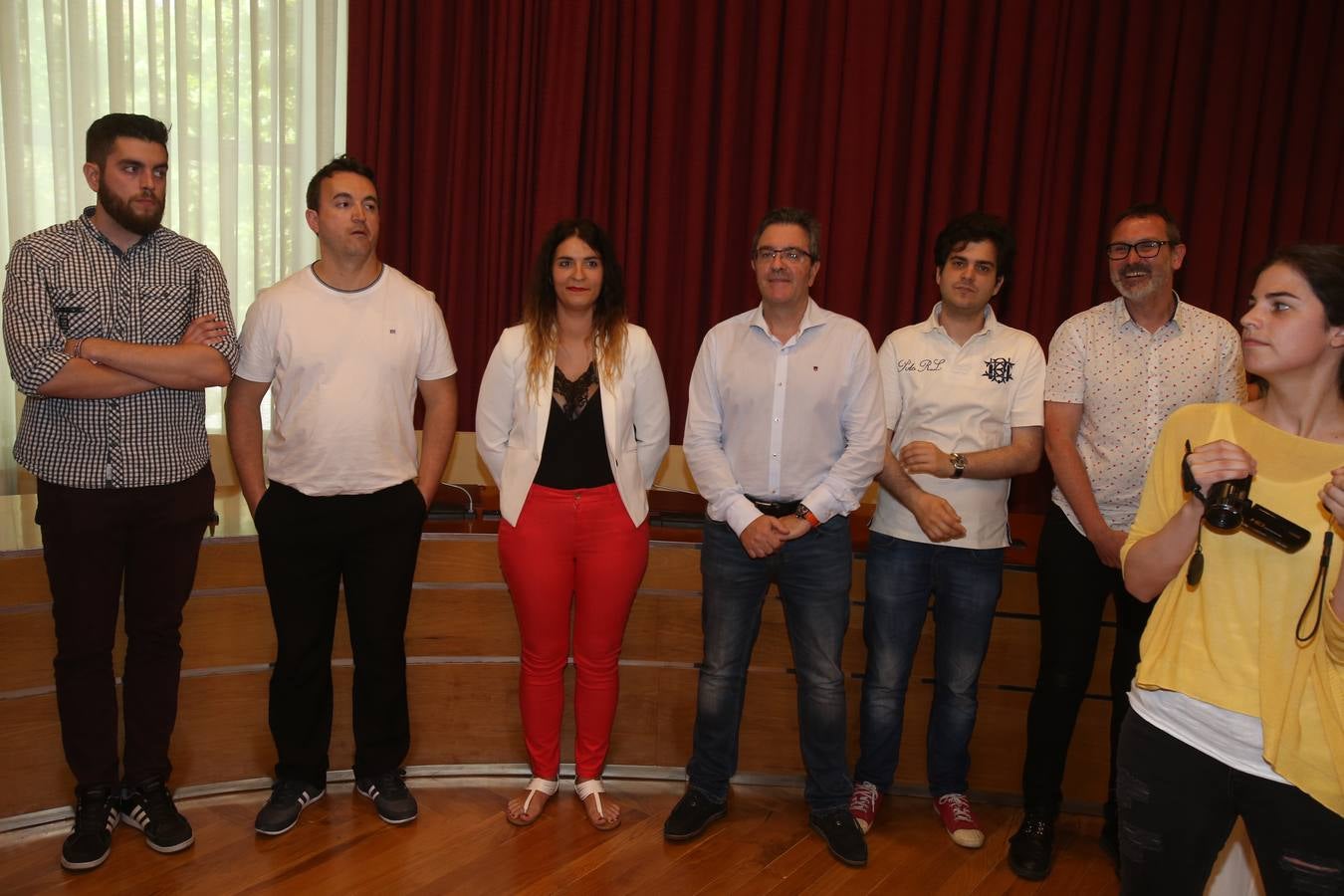 Los jóvenes, de 19 y 29 años, representarán a los logroñeses en las próximas Fiestas de San Mateo