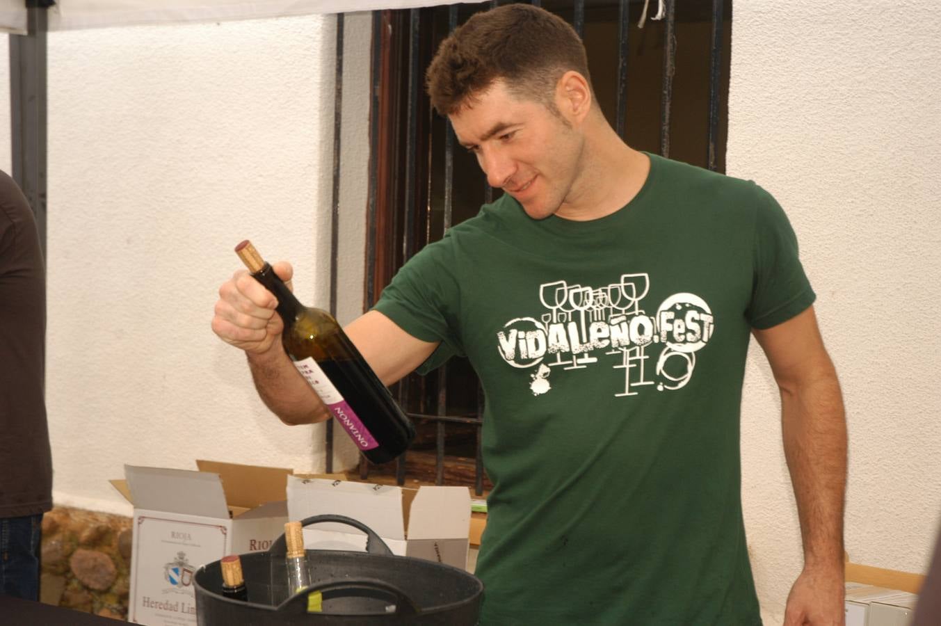 La localidad se une para catar vinos