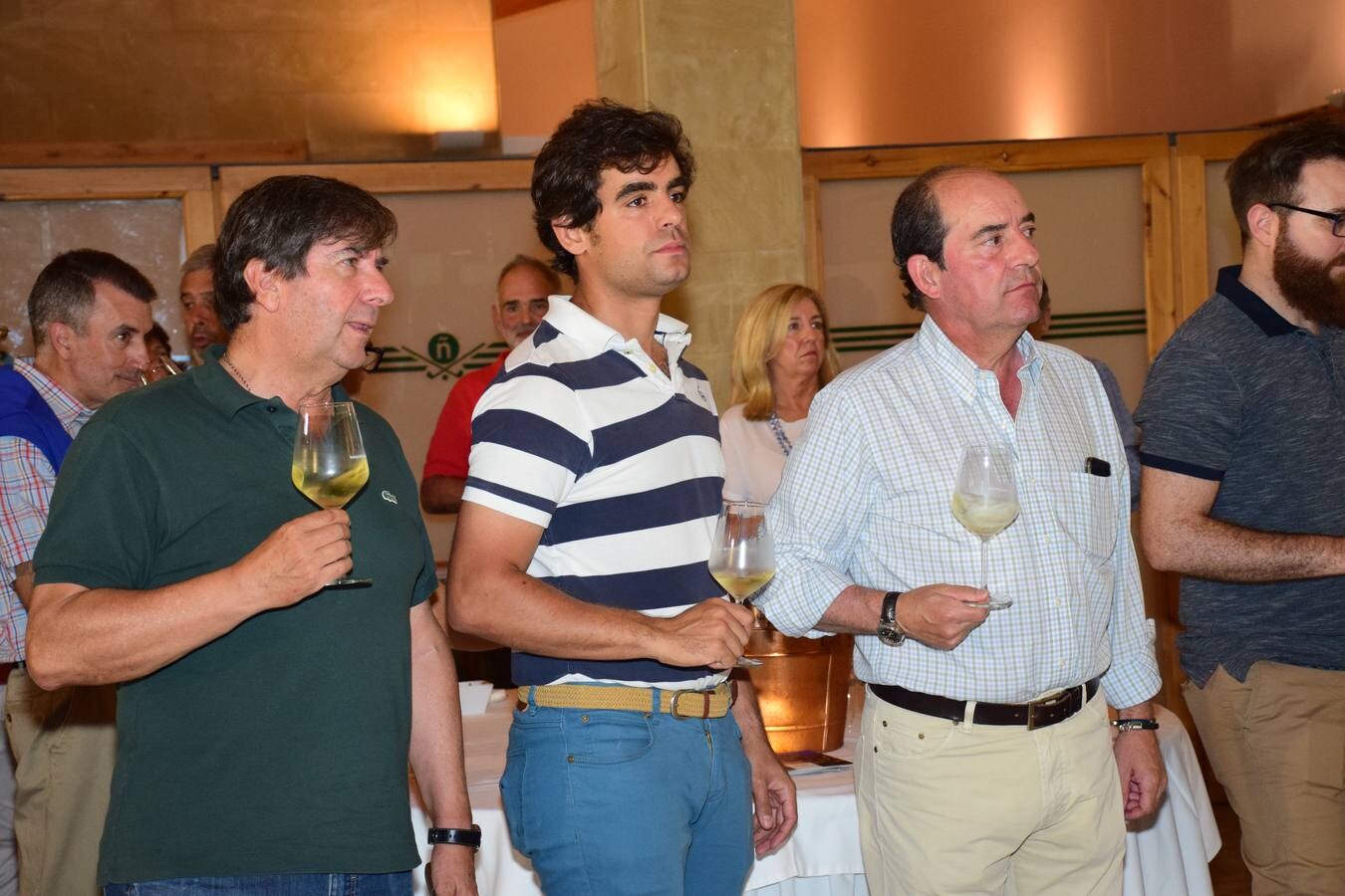 Tras la jornada de juego, se pudo disfrutar de la cata de dos vinos de Bodegas Marqués de Riscal.