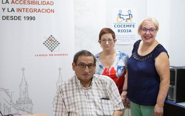 Félix Fuertes, Mari Cruz Cabello y Luisa Caro, de 'La Rioja Sin Barreras'. :