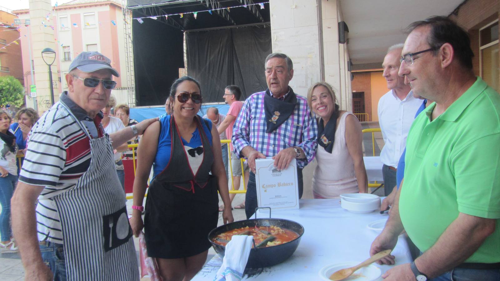 Fotos: Concurso de ranchos, que marca el final de las fiestas de San Pedro y San Marcial de Lardero