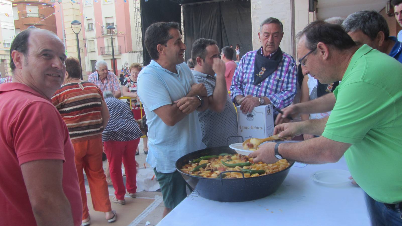 Fotos: Concurso de ranchos, que marca el final de las fiestas de San Pedro y San Marcial de Lardero