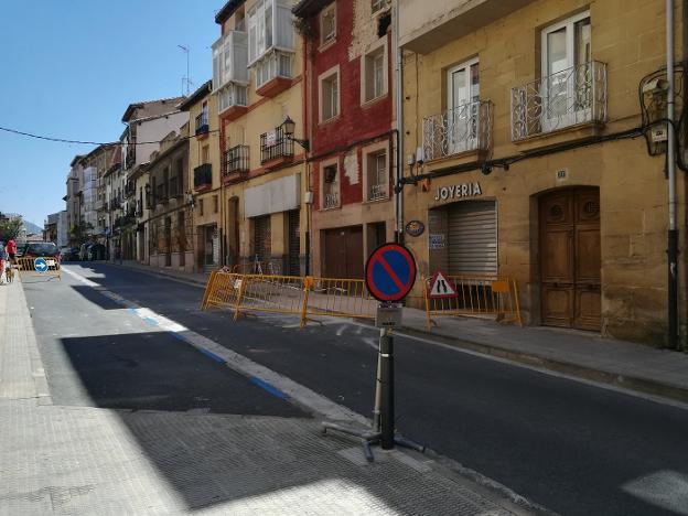 La semana pasada se desprendió la fachada de este edificio.