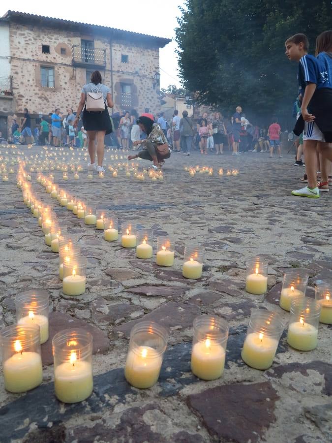 Fotos: Noche de las velas en El Rasillo