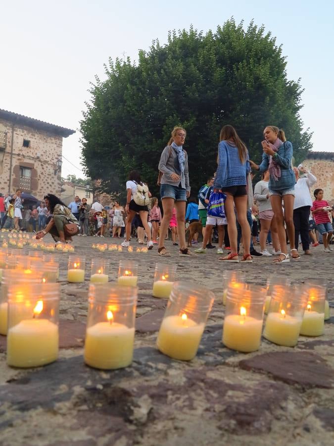 Fotos: Noche de las velas en El Rasillo