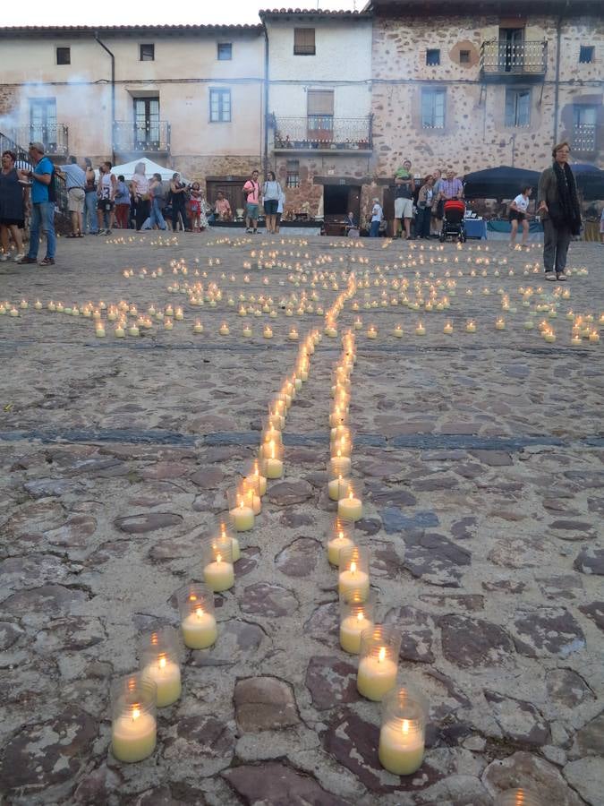 Fotos: Noche de las velas en El Rasillo