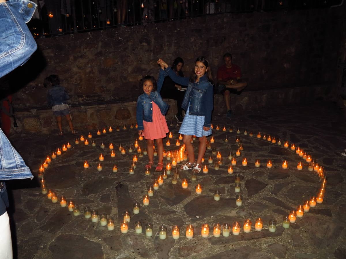 Fotos: Noche de las velas en El Rasillo