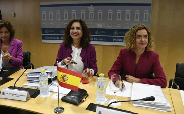 Montero y Batet presiden el CPFF con los consejeros autonómicos en Madrid.