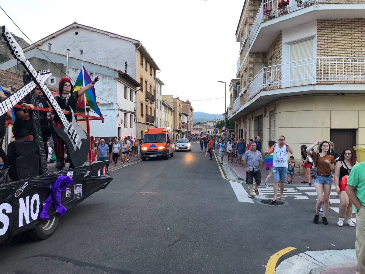 Carroza por la igualdad y la noche de los disfraces,