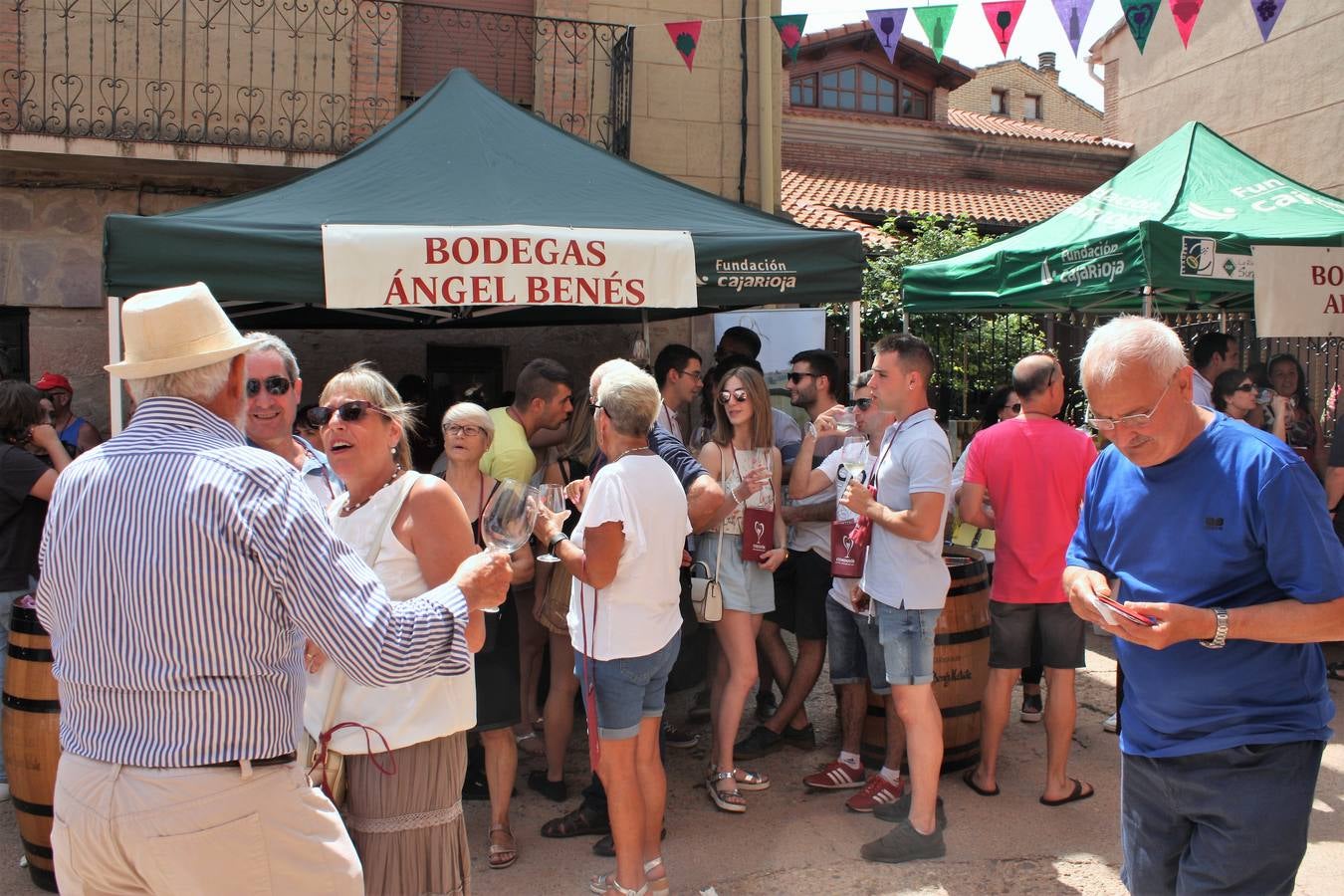 Gran ambiente en la localidad riojalteña.