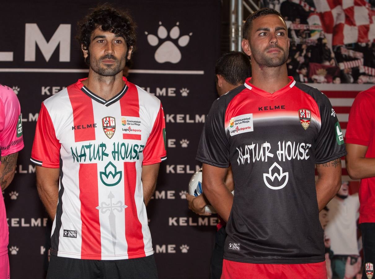 La UDL mantiene sus colores habituales en la primera equipación.