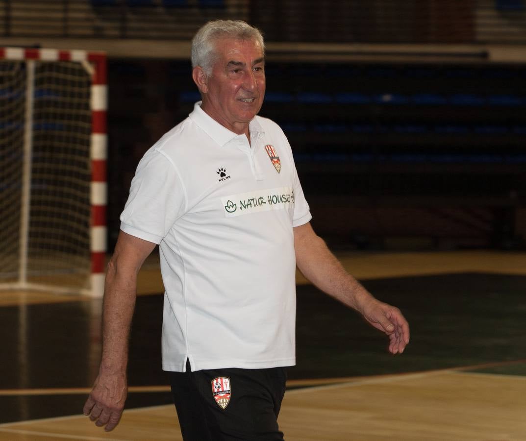 La UDL mantiene sus colores habituales en la primera equipación.