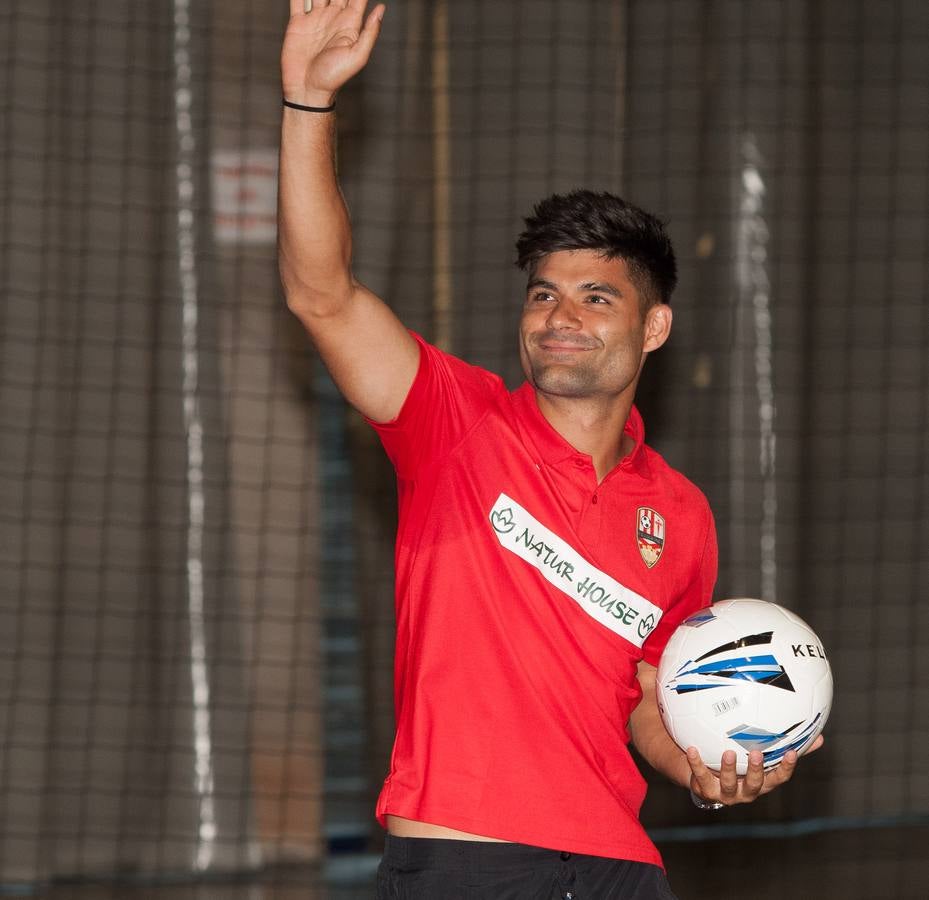 La UDL mantiene sus colores habituales en la primera equipación.