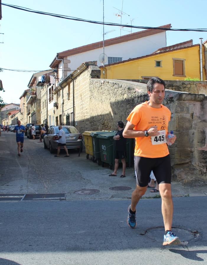 380 corredores han participado hoy en esta carrera celebrada Cuzcurrita del Río Tirón.