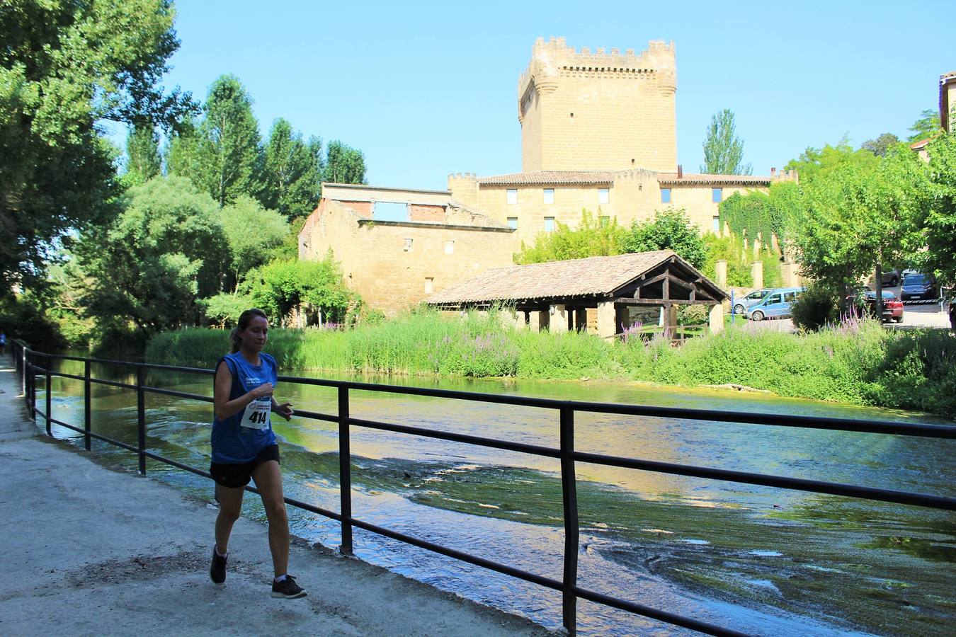 380 corredores han participado hoy en esta carrera celebrada Cuzcurrita del Río Tirón.