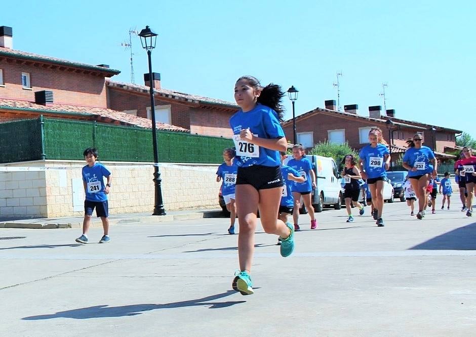 380 corredores han participado hoy en esta carrera celebrada Cuzcurrita del Río Tirón.