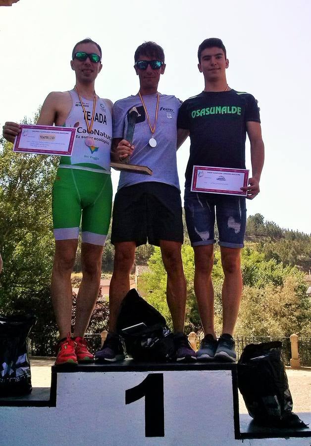 380 corredores han participado hoy en esta carrera celebrada Cuzcurrita del Río Tirón.