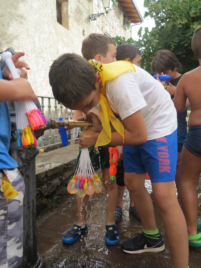 Acompañadas de pólvora y agua la localidad Serrana inició ayer sus fiestas 