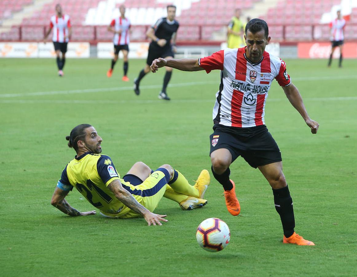 La UDL se ha impuesto al Numancia (1-0) en un nuevo partido de pretemporada del equipo riojano, que ha contrastado con anteriores puestas en escena ya que el equipo de Sergio Rodríguez ha estructurado su estrategia a la contra y se ha manejado con un tempo más lento.