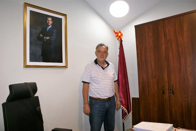 Pedro María Frías, alcalde de Ce-nicero. :: F. D.