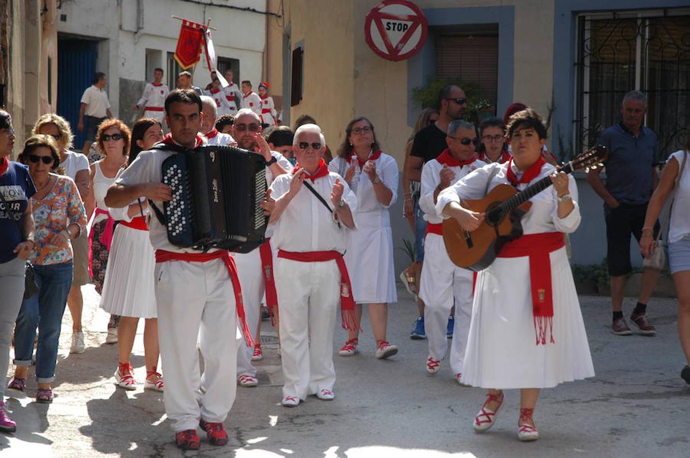 Imágenes correspondientes a la I Fiesta de la Jota que se ha celebrado en Alcanadre. 