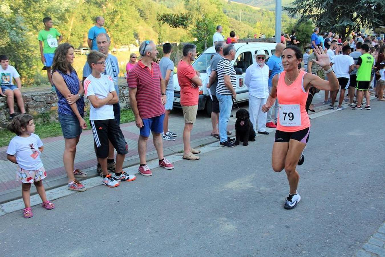 XVIII Carrera Puente a Puente 'Trofeo Violeta Villanueva' en la que se han impuesto Nacho Hernando y Susana Arrúa vuelven a ganar en Ezcaray.