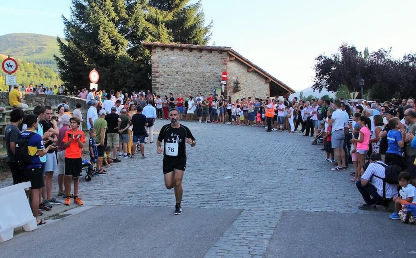 XVIII Carrera Puente a Puente 'Trofeo Violeta Villanueva' en la que se han impuesto Nacho Hernando y Susana Arrúa vuelven a ganar en Ezcaray.