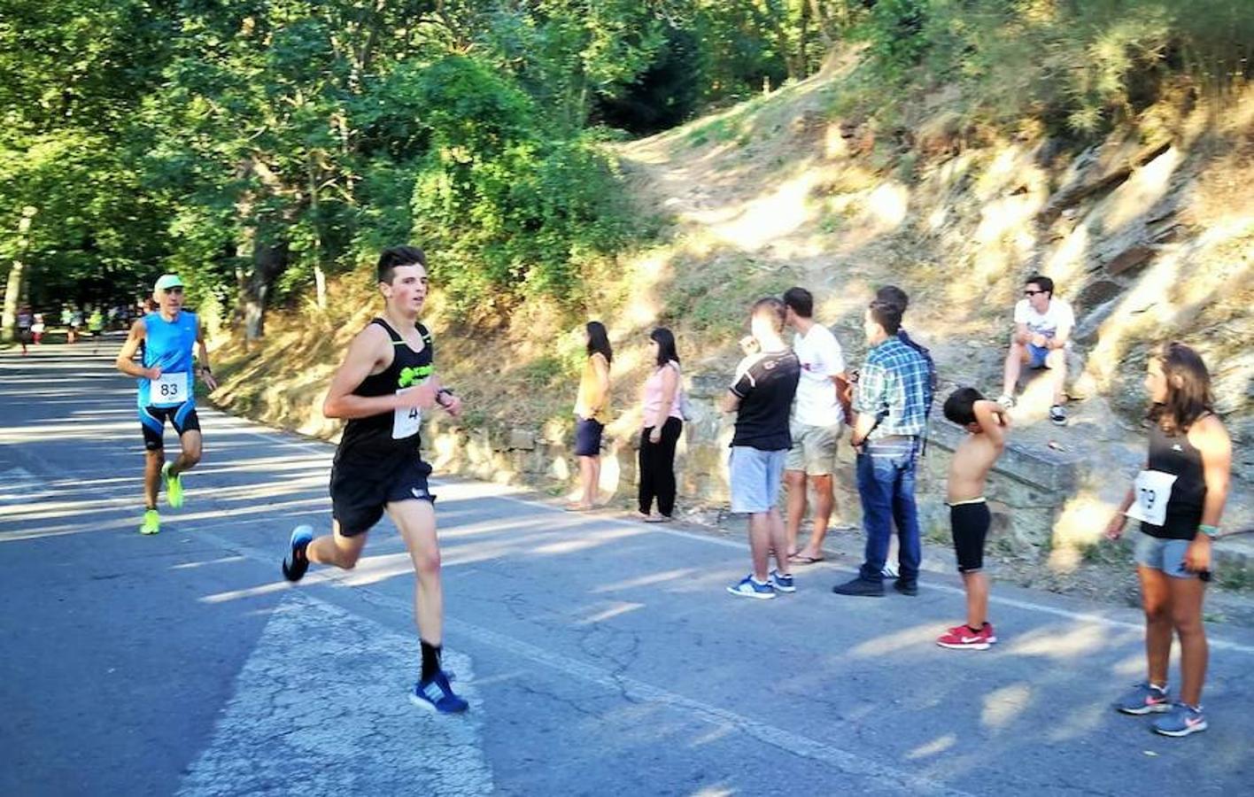 XVIII Carrera Puente a Puente 'Trofeo Violeta Villanueva' en la que se han impuesto Nacho Hernando y Susana Arrúa vuelven a ganar en Ezcaray.