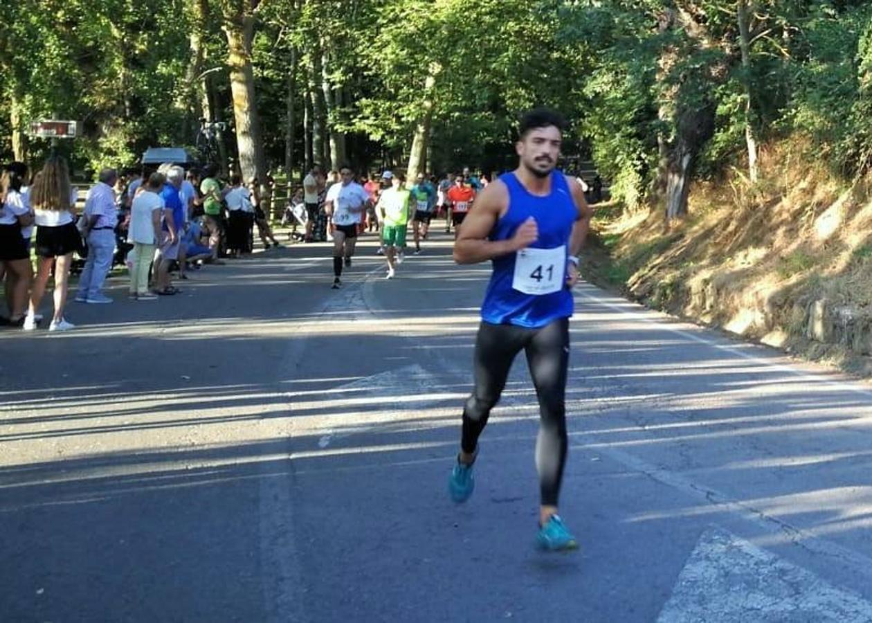 XVIII Carrera Puente a Puente 'Trofeo Violeta Villanueva' en la que se han impuesto Nacho Hernando y Susana Arrúa vuelven a ganar en Ezcaray.