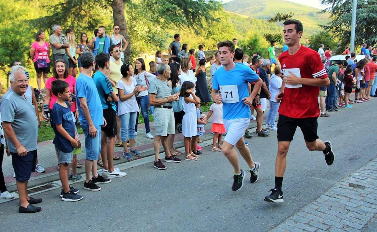 XVIII Carrera Puente a Puente 'Trofeo Violeta Villanueva' en la que se han impuesto Nacho Hernando y Susana Arrúa vuelven a ganar en Ezcaray.