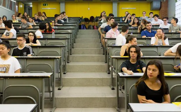 La universidad española: poca élite, pero una gran clase media