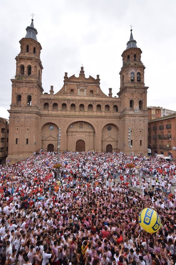 Así vivieron los más jóvenes el inicio de las fiestas alfareñas