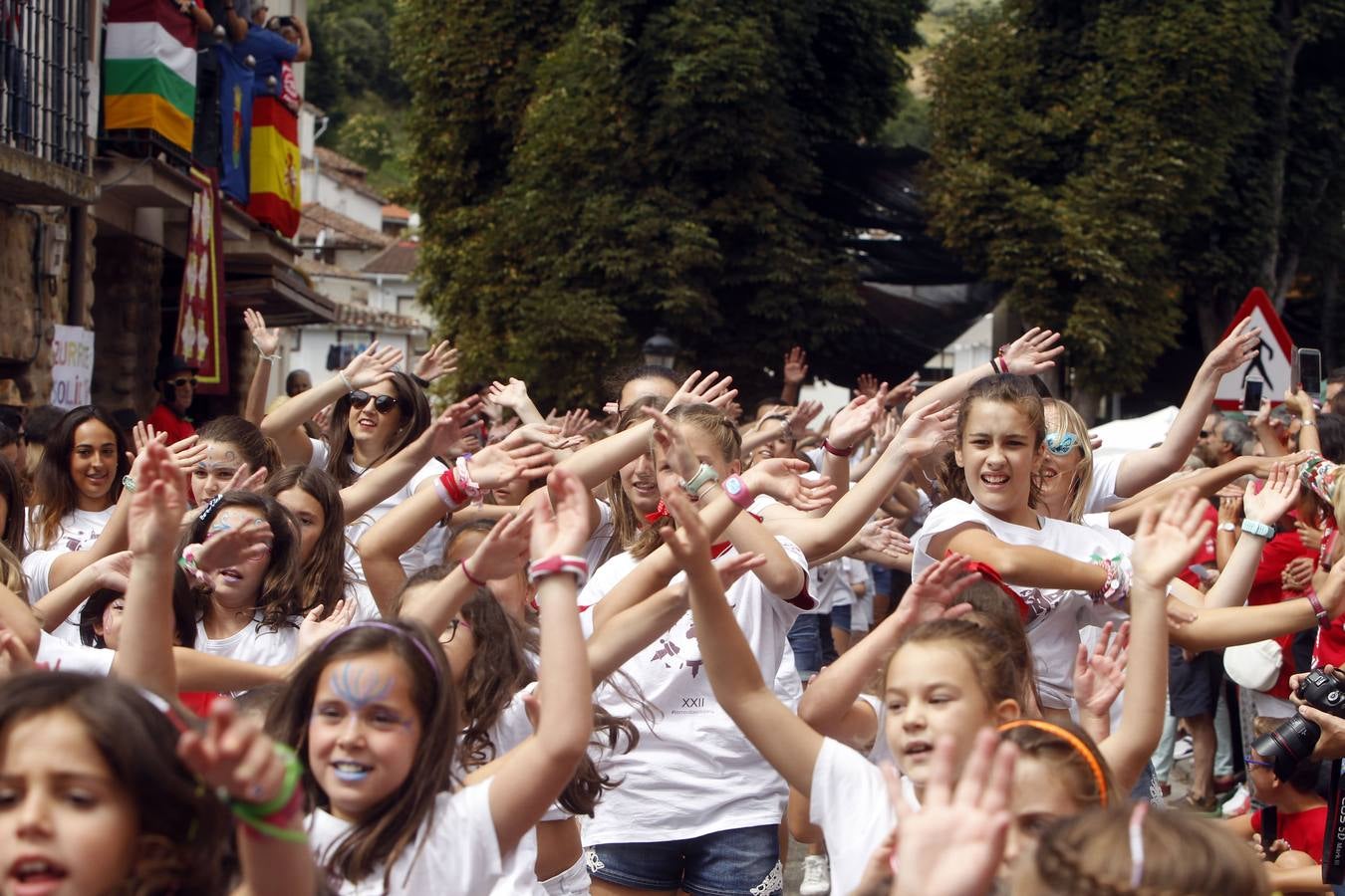 Las imágenes de la jornada solidaria en Torrecilla en Cameros