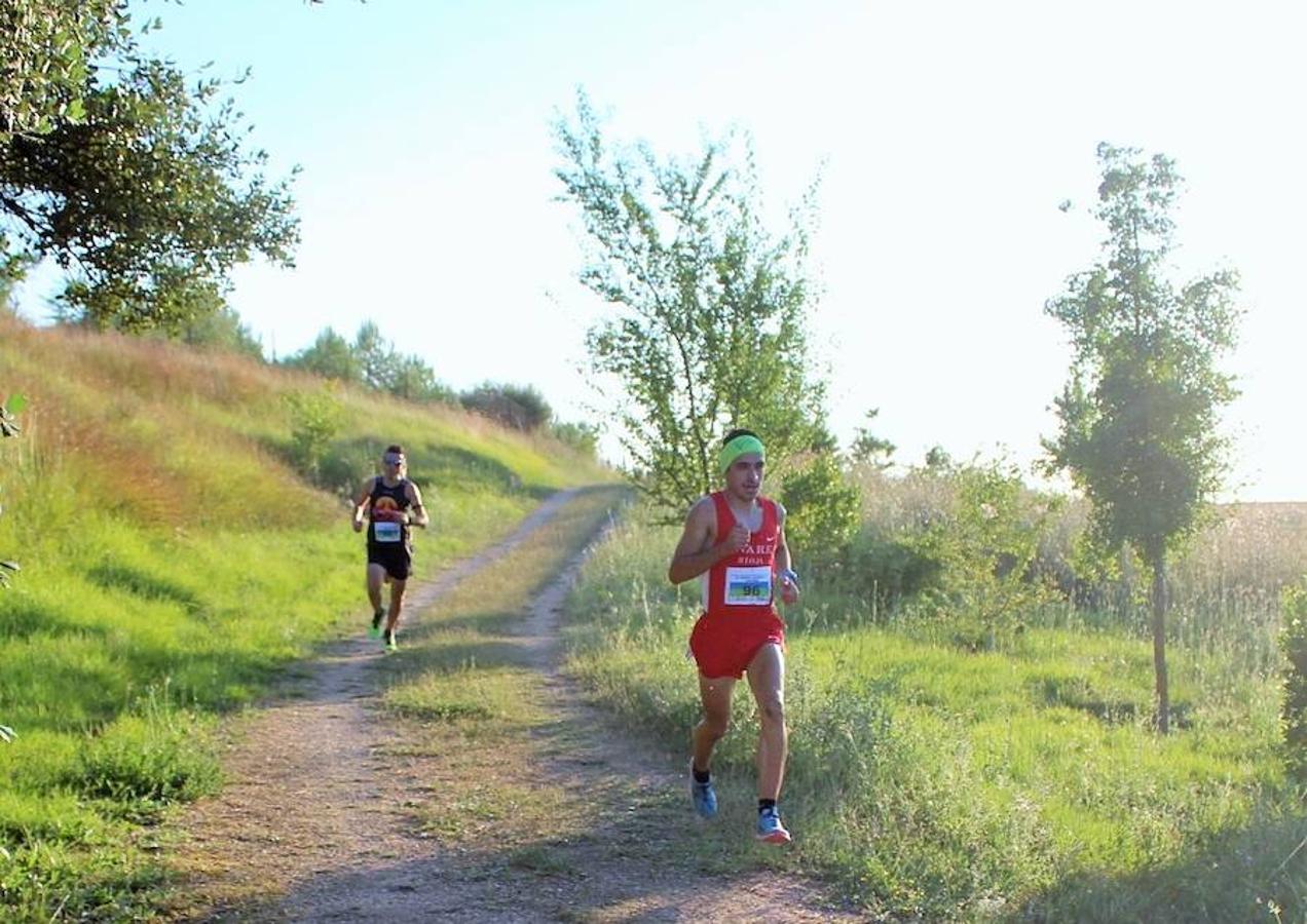 Ángel Marugán y Nerea Ortega vencen en el XI Cross Laguna de Hervías