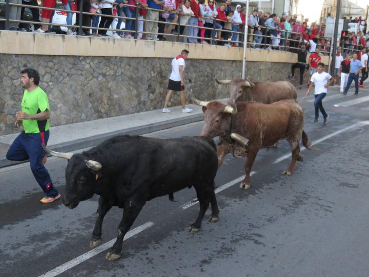 Un centenar de alfareñas participó en la comida y en los actos organizados para el día de la mujer de las fiestas